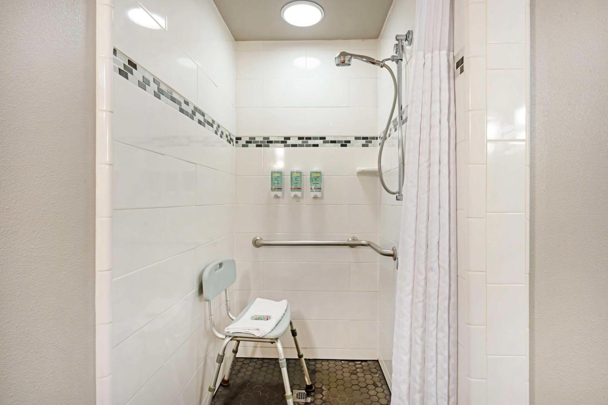 Best Western Cedar Inn & Suites Angels Camp Dış mekan fotoğraf