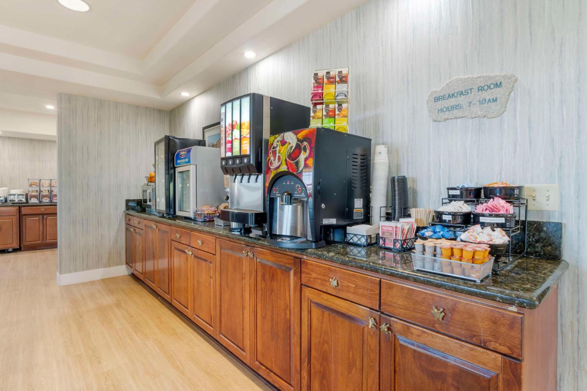 Best Western Cedar Inn & Suites Angels Camp Dış mekan fotoğraf